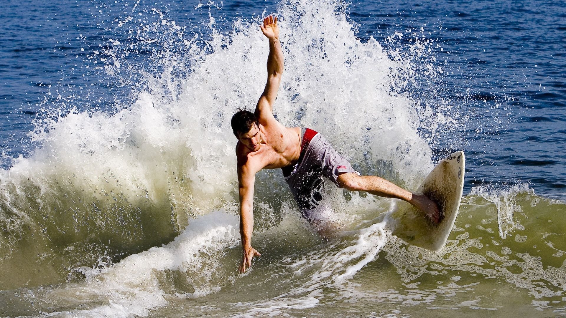 青少年职业联赛逐步完善,为未来国家队输送更多人才,青少年职业技能培训